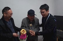 莫道桑榆晚，为霞尚漫天——记园区一中走访慰问离休干部沈涛同志